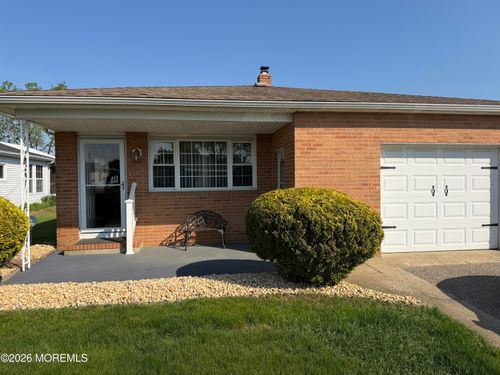 21 Maracaibo Pl, Toms River, NJ, 08757-4141 | Card Image