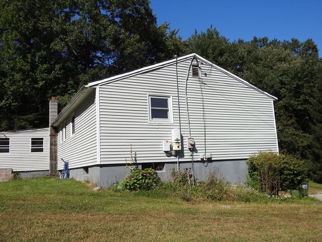 149 Pierpont Rd, House other with 3 bedrooms, 2 bathrooms and 4 parking in Dudley MA | Image 5