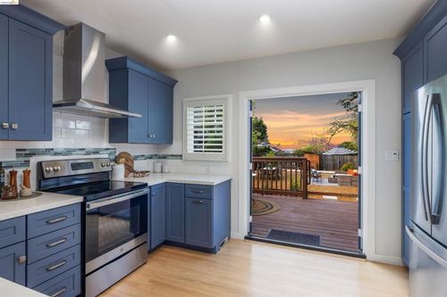 1360 Acton St, Berkeley, CA, 94706-2502 | Card Image