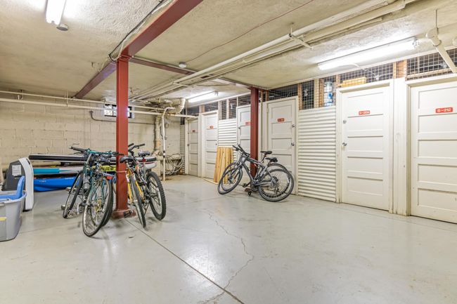 Far right hand side storage room | Image 20