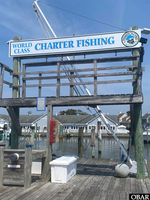 15 Yacht Club Ct, Manteo, NC, 27954-9402 | Card Image