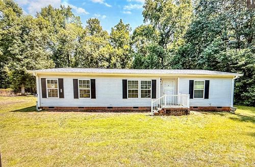 576 Clay St, Linwood, NC, 27299-9109 | Card Image