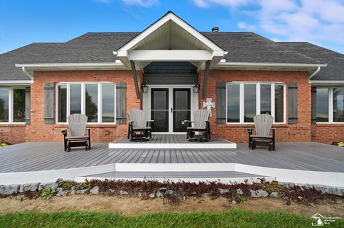 9405 Turk Rd, Ottawa Lake, MI, 49267-9763 | Card Image