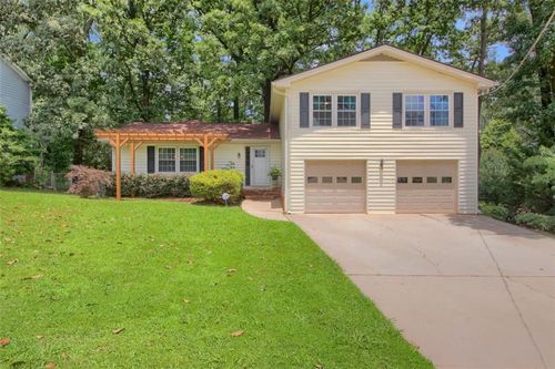 3196 Windfield Cir, Tucker, GA, 30084-6718 | Card Image