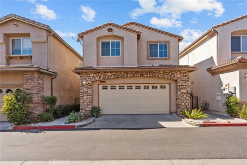 9447 Hendrix Ln, North Hills, CA, 91343-7838 | Card Image