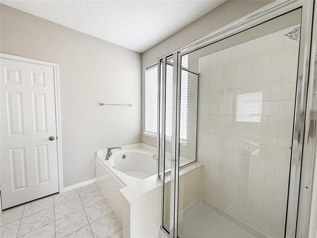 10114 Willow Crossing Dr, House other with 4 bedrooms, 2 bathrooms and 2 parking in Houston TX | Image 15