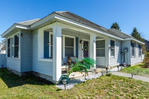 27 Primrose Ln, Concord, NH, 03303-2025 | Card Image