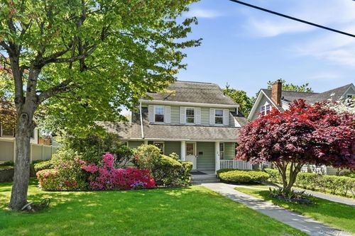 24 Grandview Ave, White Plains, NY, 10605-1613 | Card Image