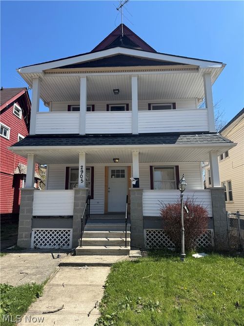 2905 E 119th St, Cleveland, OH, 44120-2605 | Card Image