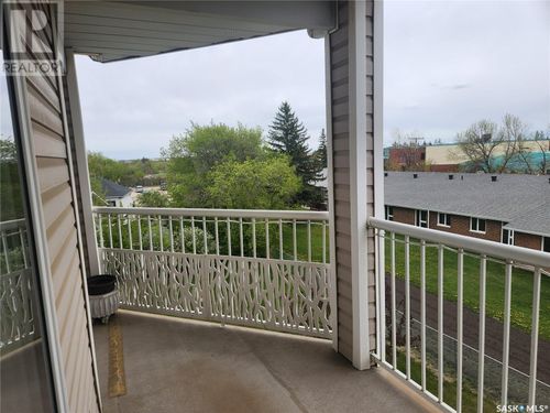 806 100a St, Tisdale, SK, S0E1T0 | Card Image