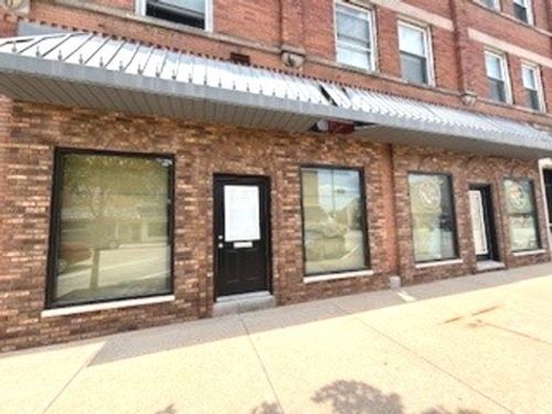 422-420-422 Liberty St, MORRIS, IL, 60450-2133 | Card Image