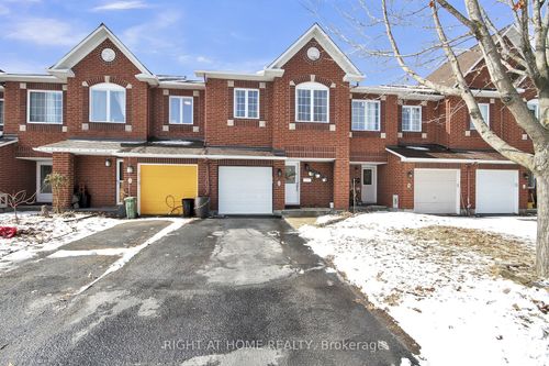 6 Watts St, Nepean, ON, K2J4V5 | Card Image