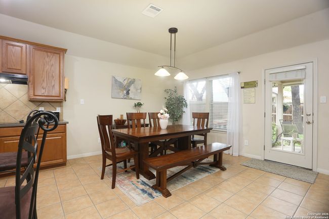 8803 Shuteye Peak, House other with 4 bedrooms, 2 bathrooms and null parking in Helotes TX | Image 11