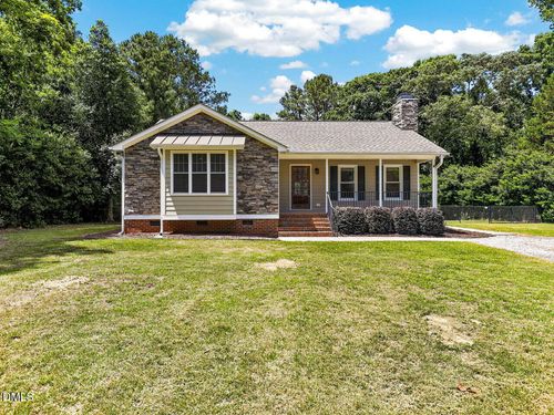 211 Deep Pool Ct, Benson, NC, 27504-9173 | Card Image