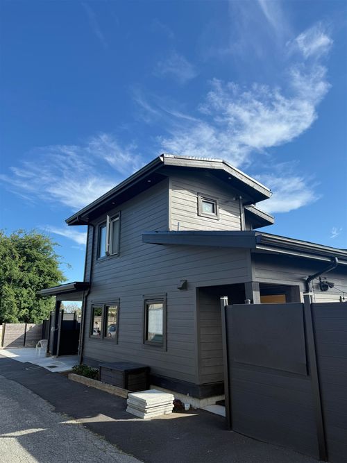 901 Jackson Cres, New Westminster, BC, V3L4S1 | Card Image