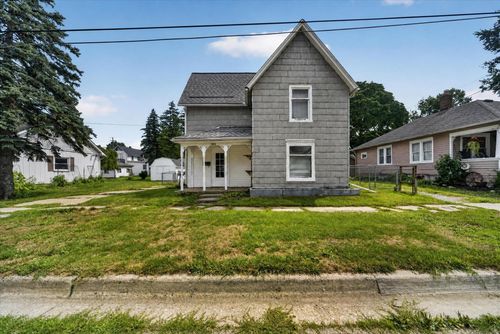 203 Brown St, Durand, MI, 48429-1504 | Card Image