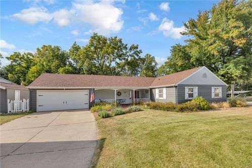 3 Allen Bend Pl, Decatur, IL, 62521-5402 | Card Image