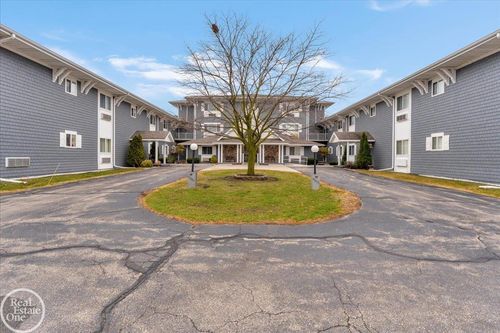 4500 Lakeshore #03 Road, Fort Gratiot Charter Township, MI, 48059 | Card Image