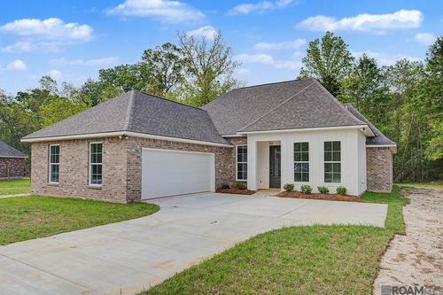 21117 April Ln, Livingston, LA, 70754-6347 | Card Image