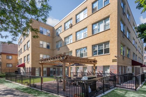 apt-3s-7070 N Sheridan Rd, Chicago, IL, 60626-2933 | Card Image