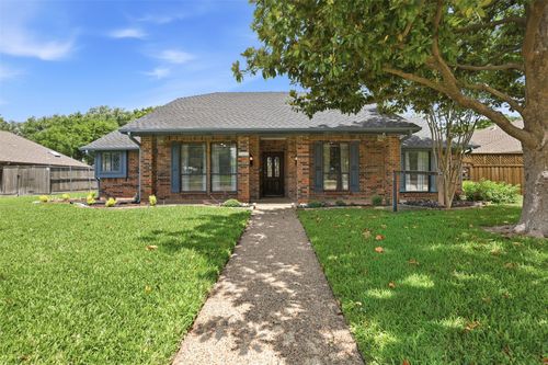 2417 Banner Elk Cir, Plano, TX, 75025-2110 | Card Image