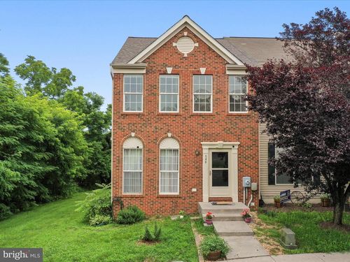 540 Hotchkiss Dr, WOODSTOCK, VA, 22664-4040 | Card Image