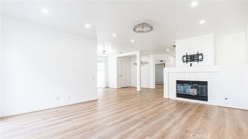 19036 Singingwood Cir, Trabuco Canyon, CA, 92679-1068 | Card Image