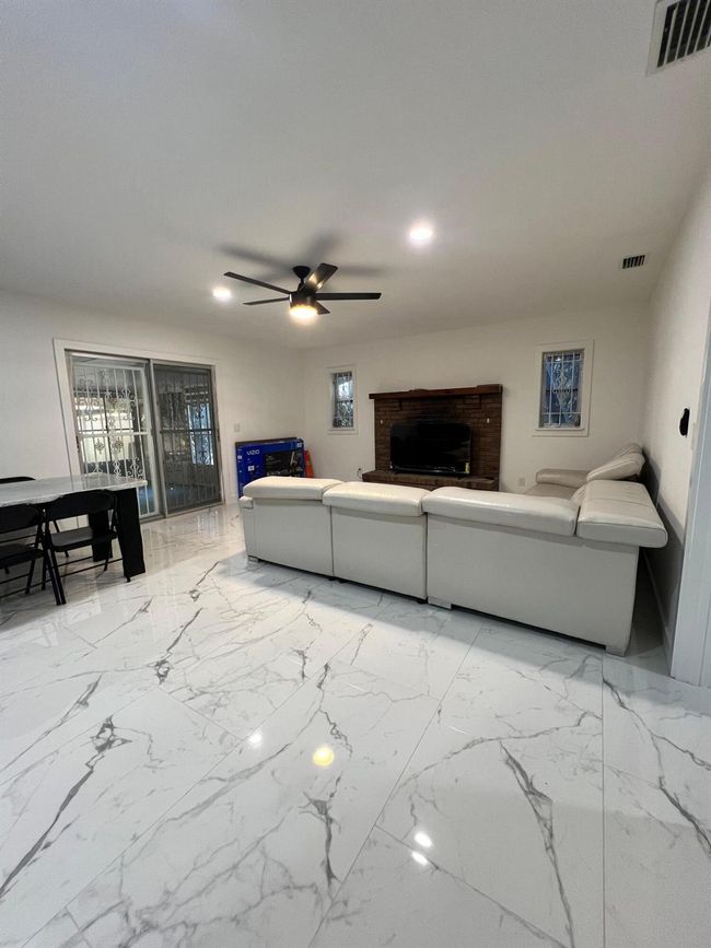 1732 Sw 6 Th St, House other with 4 bedrooms, 3 bathrooms and null parking in OCALA FL | Image 27