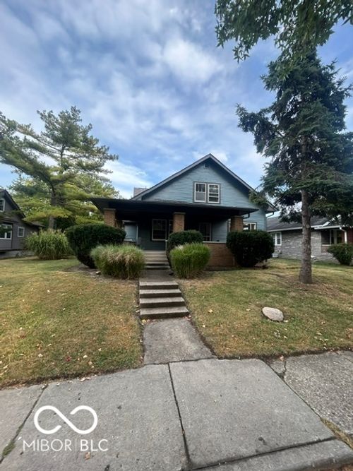 811 N Dequincy St, Indianapolis, IN, 46201-2942 | Card Image