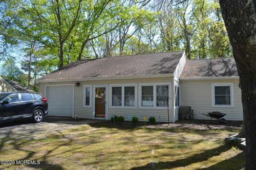 31 Chestnut Way Cir, Barnegat, NJ, 08005-2027 | Card Image