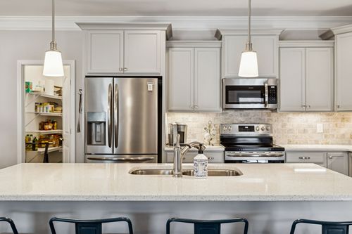 2519 Bridgeway St, Murfreesboro, TN, 37128-4935 | Card Image