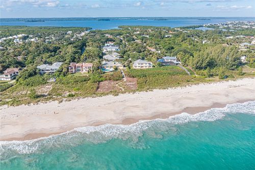 2225 Silver Sands Ct, Vero Beach, FL, 32963-3152 | Card Image