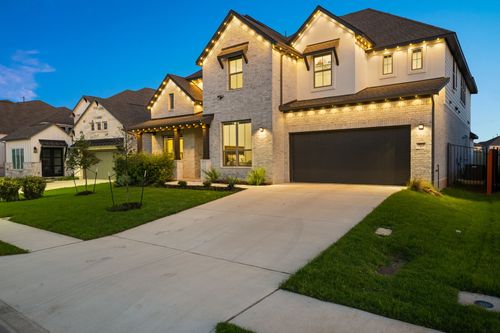 372 Hollister Dr, Liberty Hill, TX, 78642-2741 | Card Image