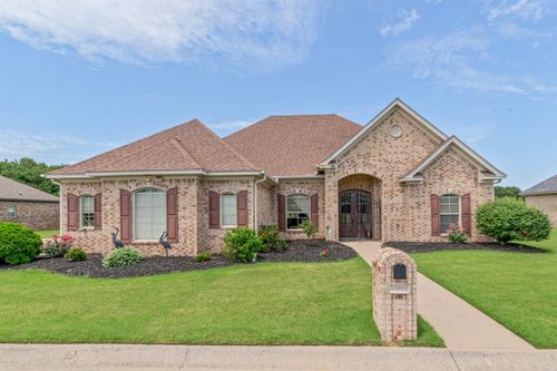 12809 Faulkner Lake Rd, North Little Rock, AR, 72117-9776 | Card Image