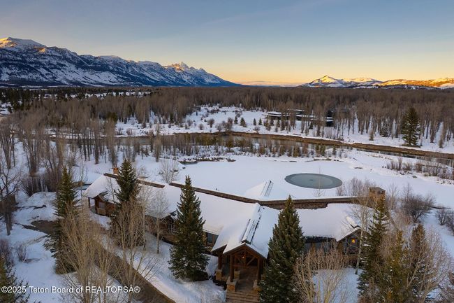 1525 S Thunder Rd, House other with 4 bedrooms, 5 bathrooms and null parking in Wilson WY | Image 33