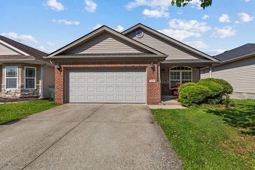 2609 Buck Ln, Lexington, KY, 40511-8646 | Card Image