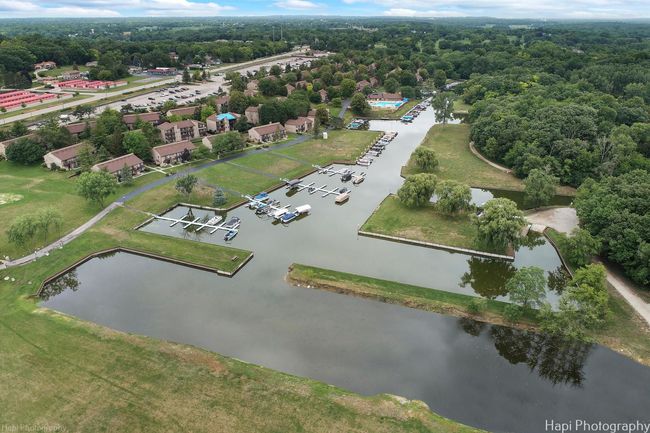 APT-2 - 30 Montego Colony, Condo with 1 bedrooms, 1 bathrooms and 2 parking in Fox Lake IL | Image 16