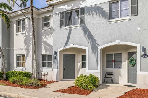 1655 Se 30th St, Homestead, FL, 33035-2360 | Card Image