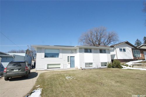 1637 Edward Avenue, Saskatoon, SK, S7K3B5 | Card Image