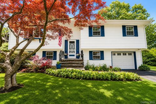 22 Di Rubbo Dr, Cortlandt Mnr, NY, 10567-2614 | Card Image