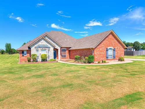 1113 Cedar Xing, Choctaw, OK, 73020-7633 | Card Image