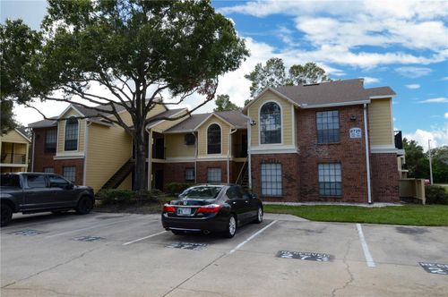 unit-201-8728 Mallard Reserve Dr, TAMPA, FL, 33614-2358 | Card Image