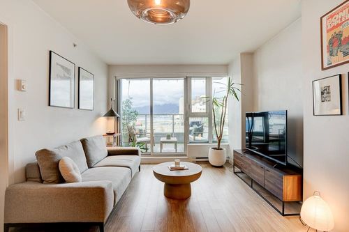 201-983 Hastings St E, Vancouver, BC, V6A0G9 | Card Image