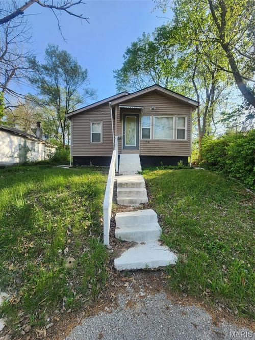 7316 Webb Ave, Saint Louis, MO, 63133-1040 | Card Image