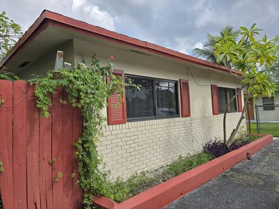 1142 Nw 6th Ave, Home with 0 bedrooms, 0 bathrooms and 5 parking in Fort Lauderdale FL | Image 2