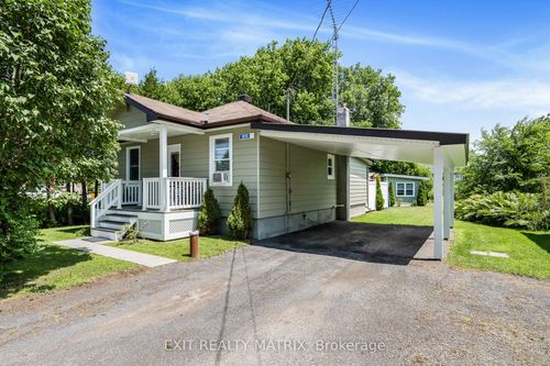 1015 Cedres St, Chute A Blondeau, ON, K0B1B0 | Card Image