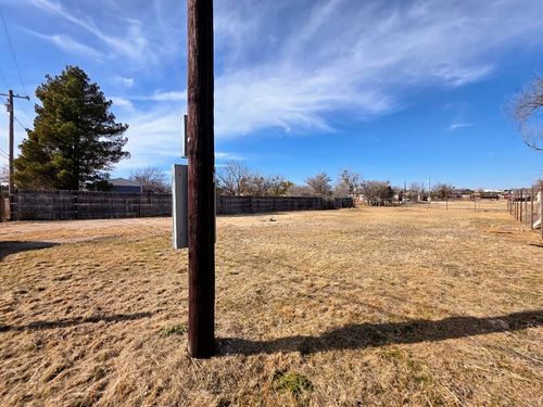 504 W Oak Ave, Mertzon, TX, 76941 | Card Image