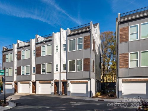 5104 York Park Ln, Charlotte, NC, 28217-3706 | Card Image