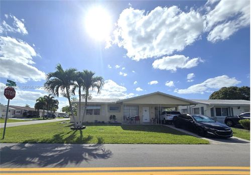 4805 Nw 45th Ave, Tamarac, FL, 33319-3723 | Card Image