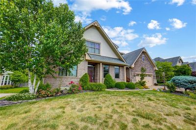 492 Signature Drive, House other with 4 bedrooms, 3 bathrooms and null parking in Beavercreek Township OH | Image 2